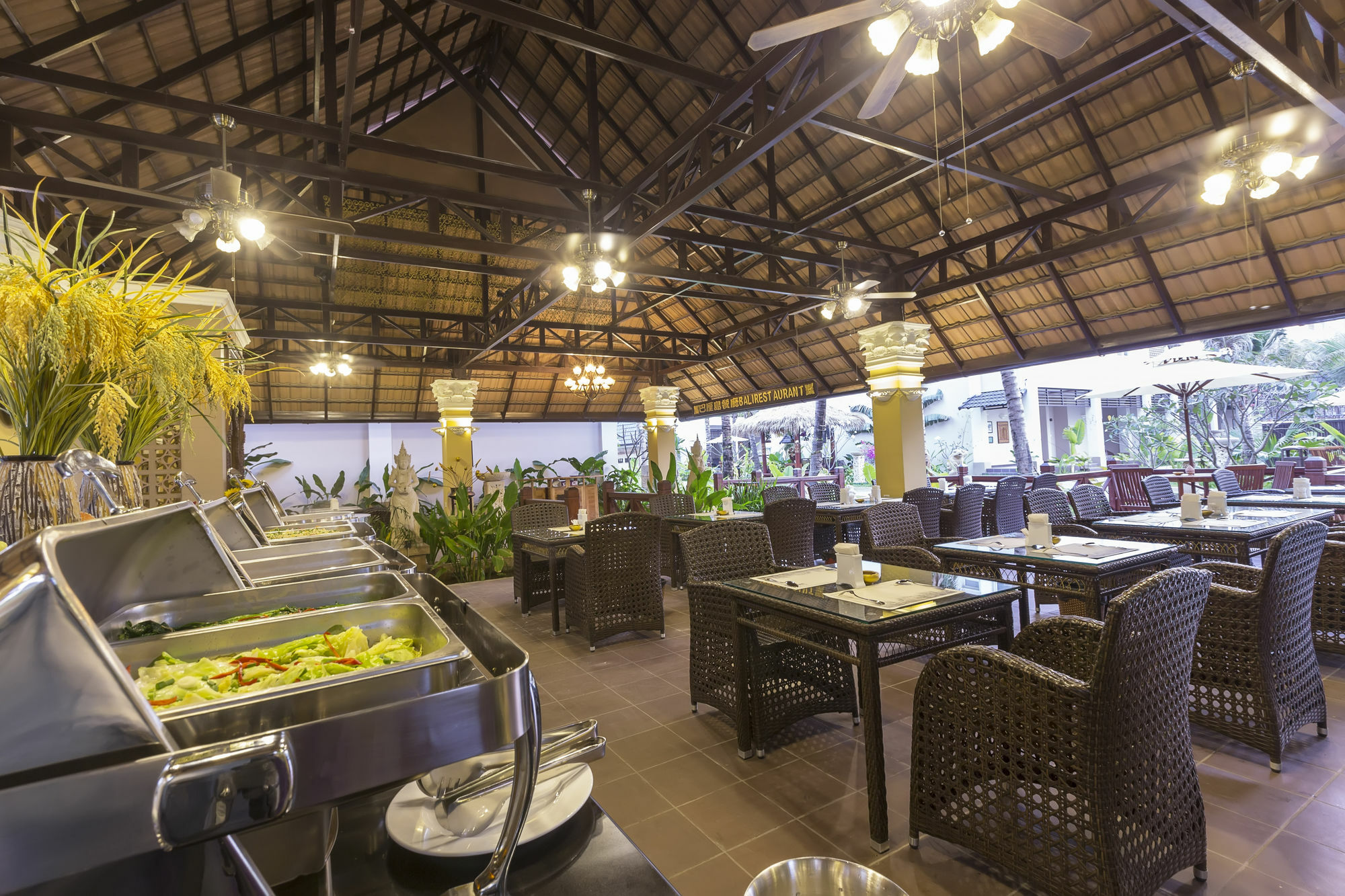 Bali Hotel Phnom Penh Luaran gambar